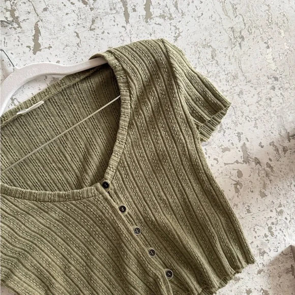 Olive Ribbed Knit Button Top - Picture 7 of 7